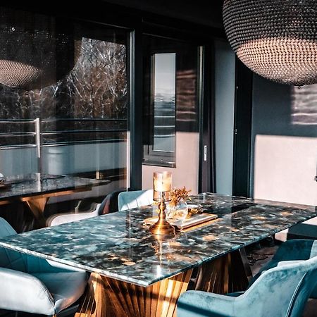 Luxury Family Apartment With Private Parking And Forest View Тимишоара Экстерьер фото